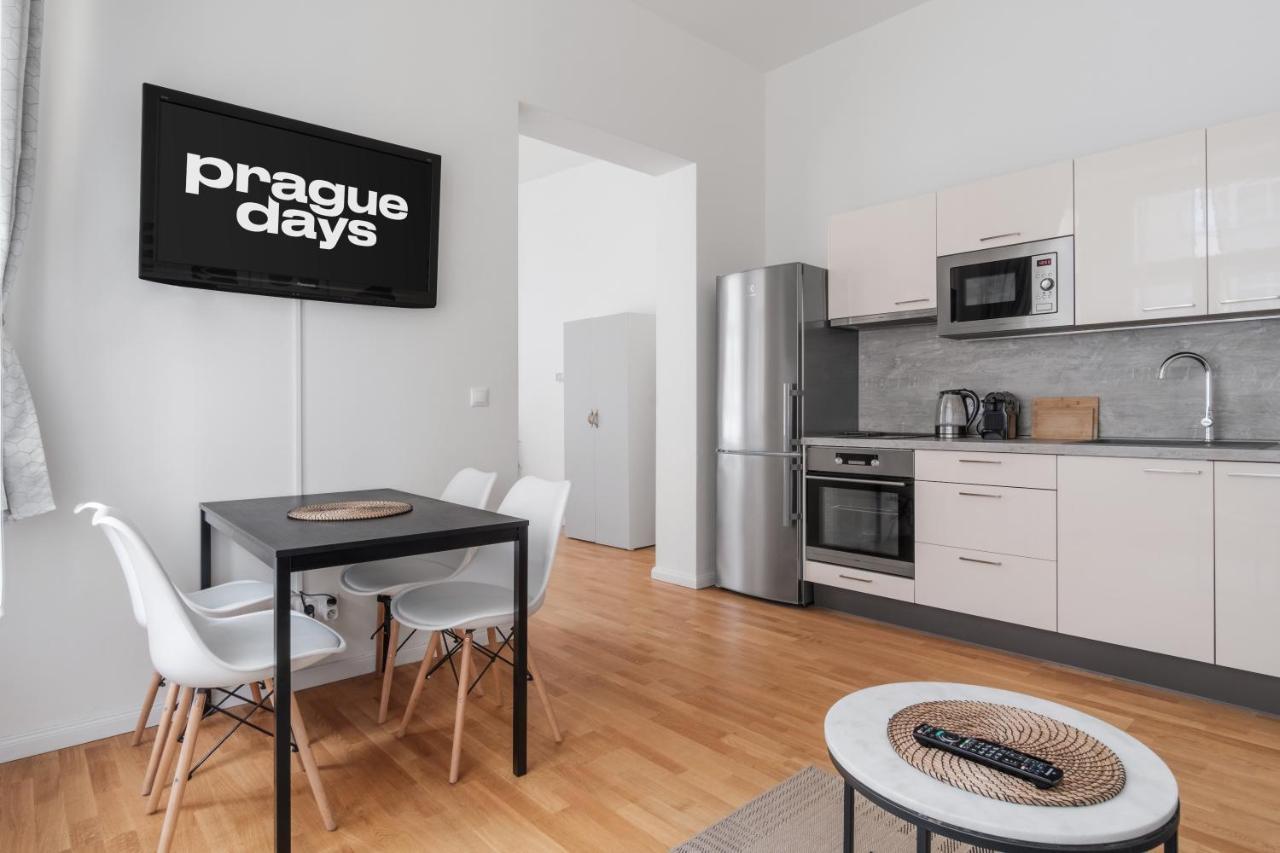 Luminous Apartment For 2 Near Wenceslas Square By Prague Days المظهر الخارجي الصورة